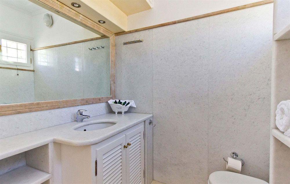 Nika Aparthotel 3*