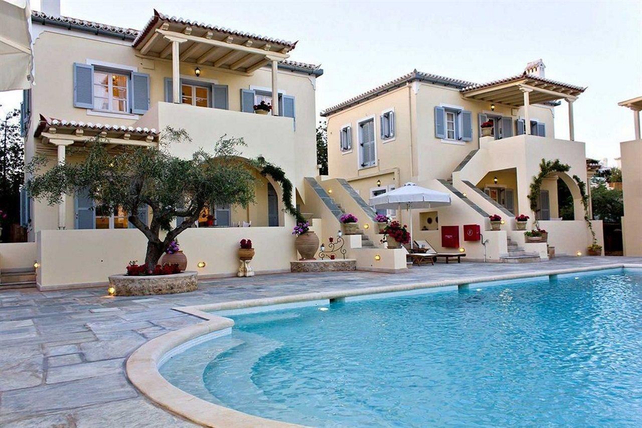 Nika 3* Spetses Town